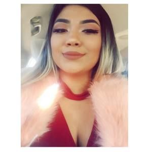 Meet your Posher, Daniela